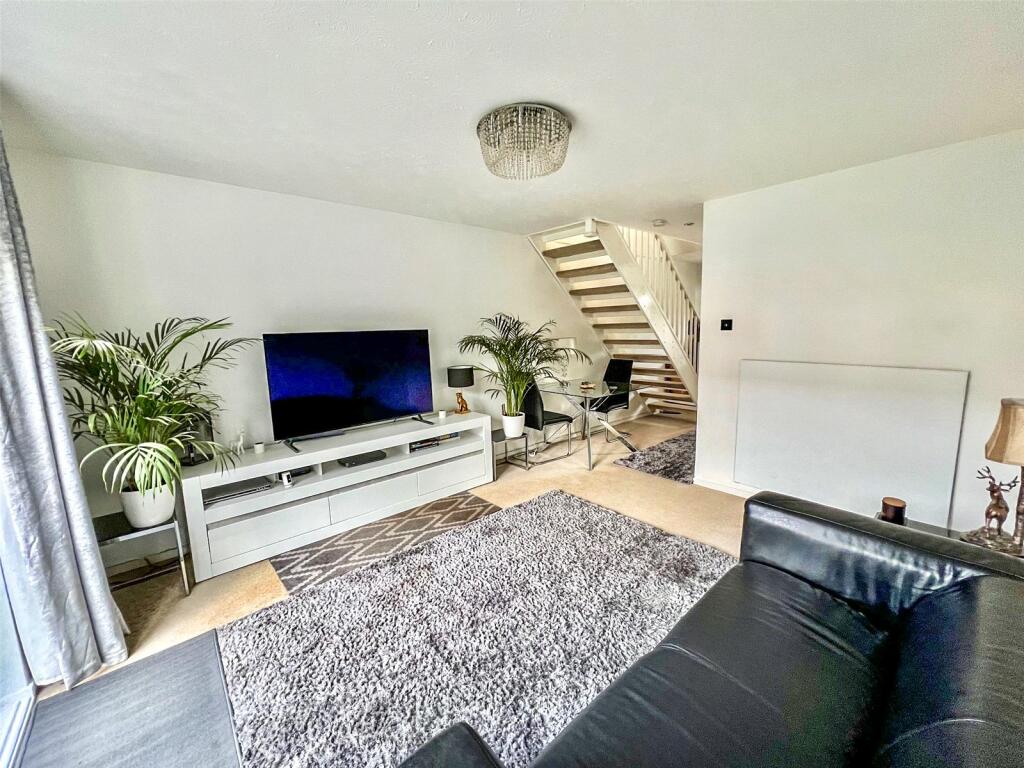 Additional property image - Buckingham Walk, New Milton, Hampshire, BH25