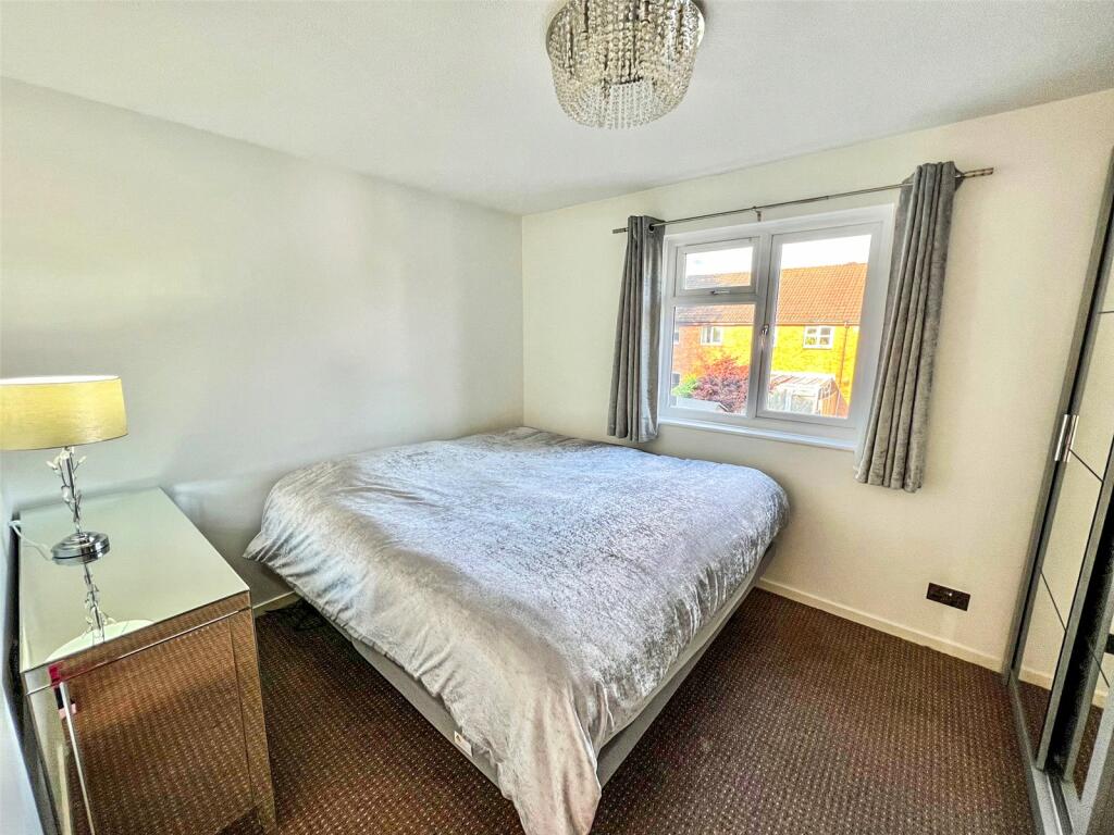 Additional property image - Buckingham Walk, New Milton, Hampshire, BH25