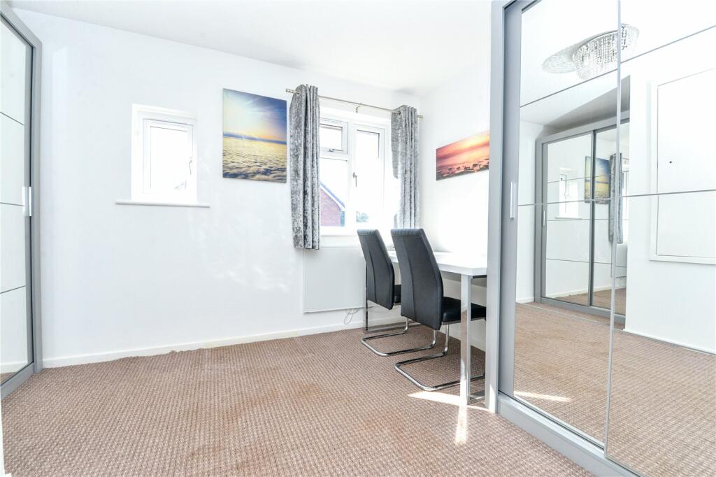 Additional property image - Buckingham Walk, New Milton, Hampshire, BH25