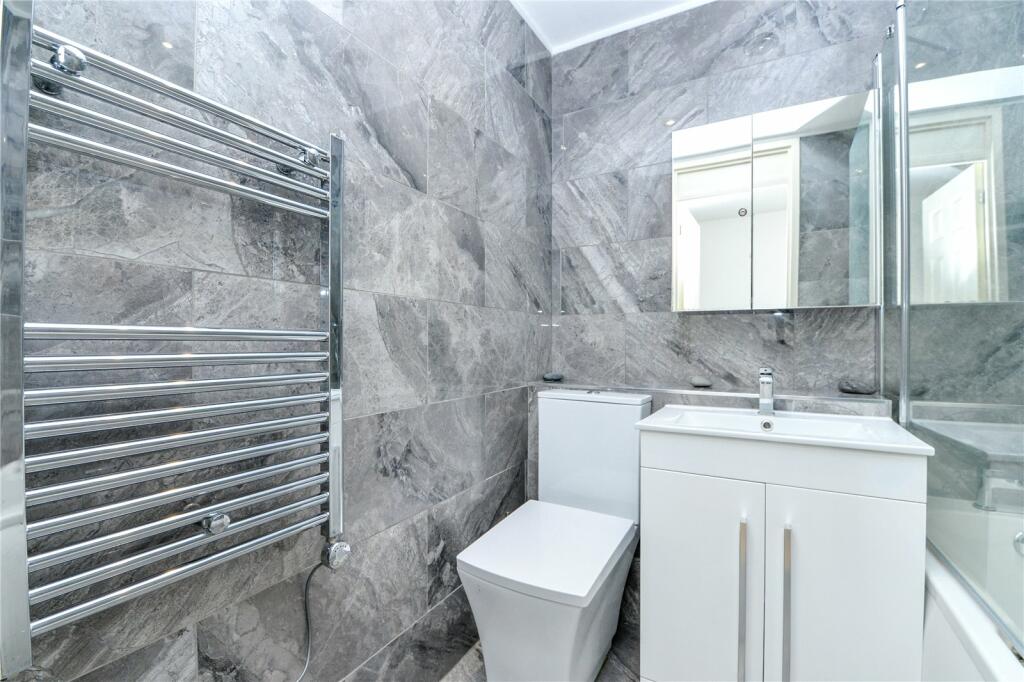 Additional property image - Buckingham Walk, New Milton, Hampshire, BH25