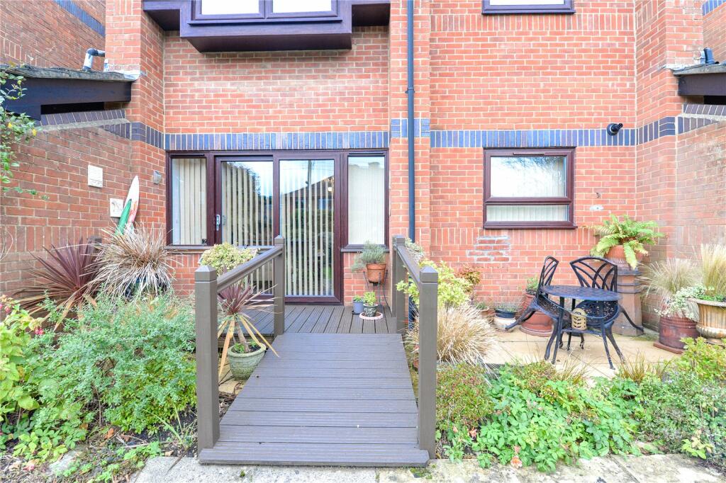 Additional property image - Fremington Court, Herbert Road, New Milton, Hampshire, BH25