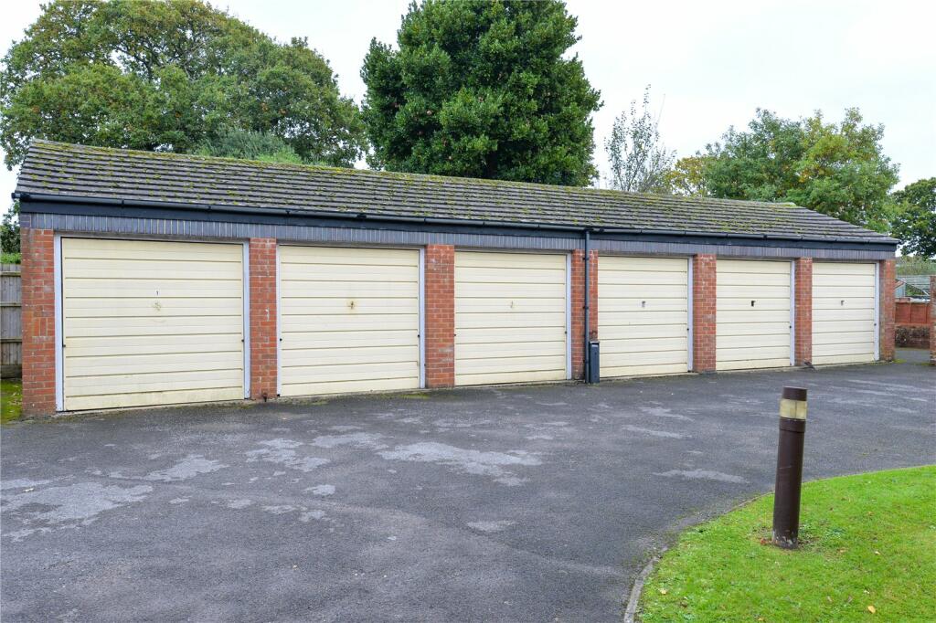 Additional property image - Fremington Court, Herbert Road, New Milton, Hampshire, BH25