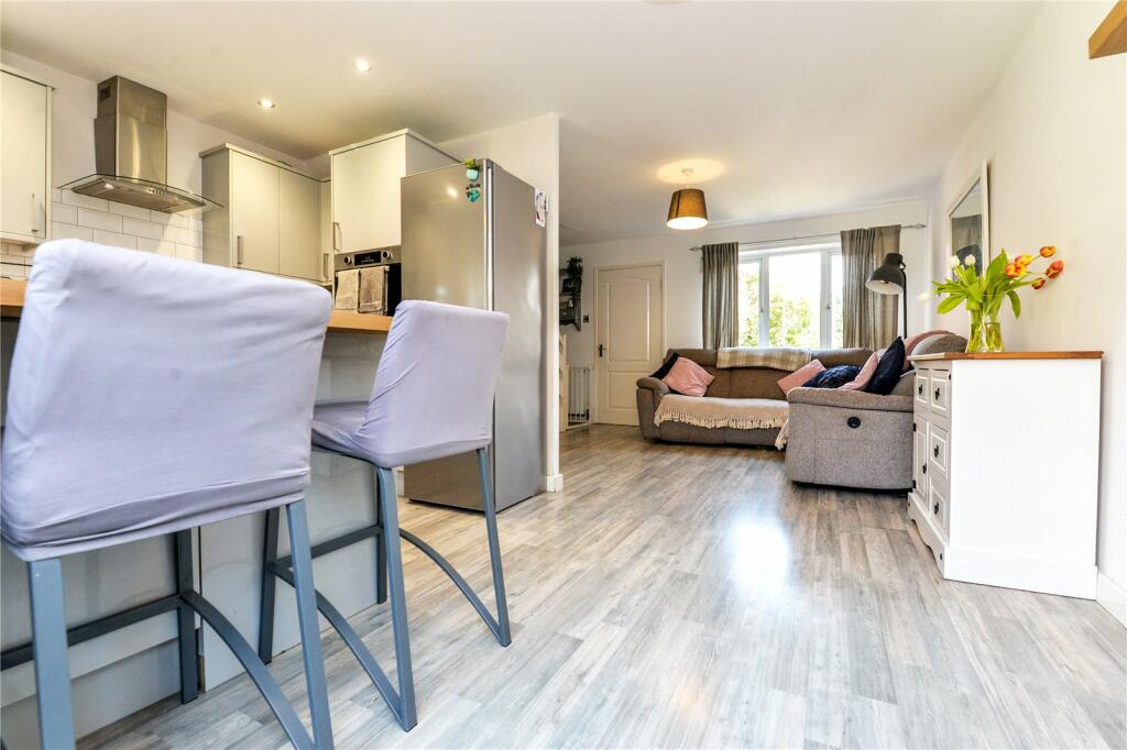 Additional property image - Eastlands, New Milton, Hampshire, BH25