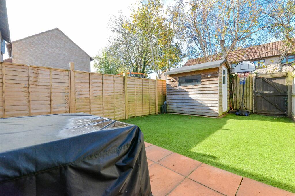 Additional property image - Eastlands, New Milton, Hampshire, BH25