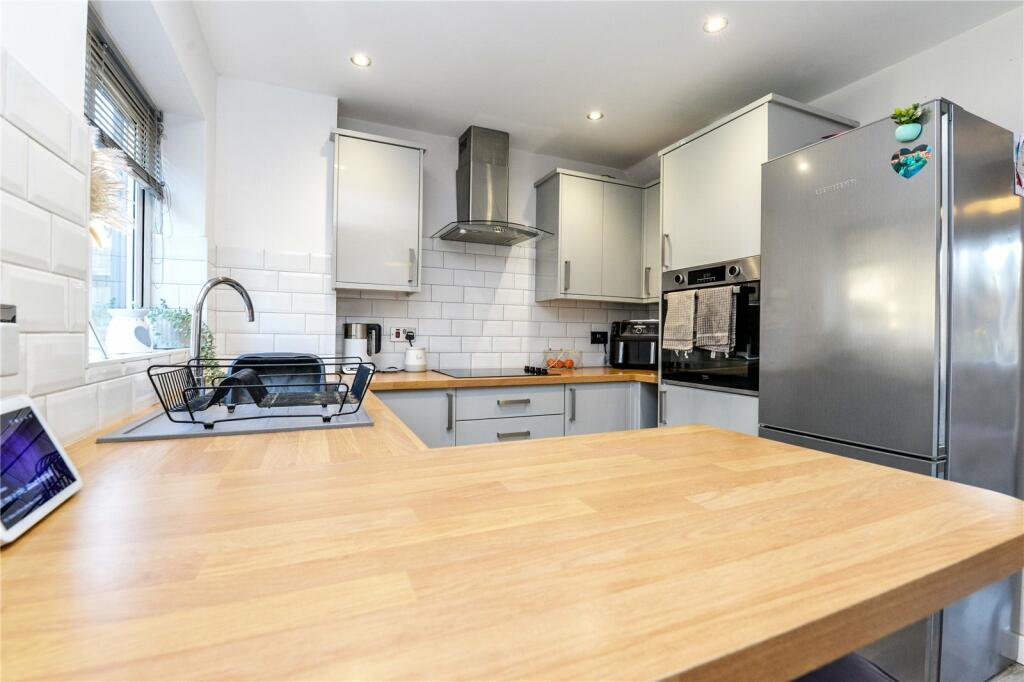 Additional property image - Eastlands, New Milton, Hampshire, BH25