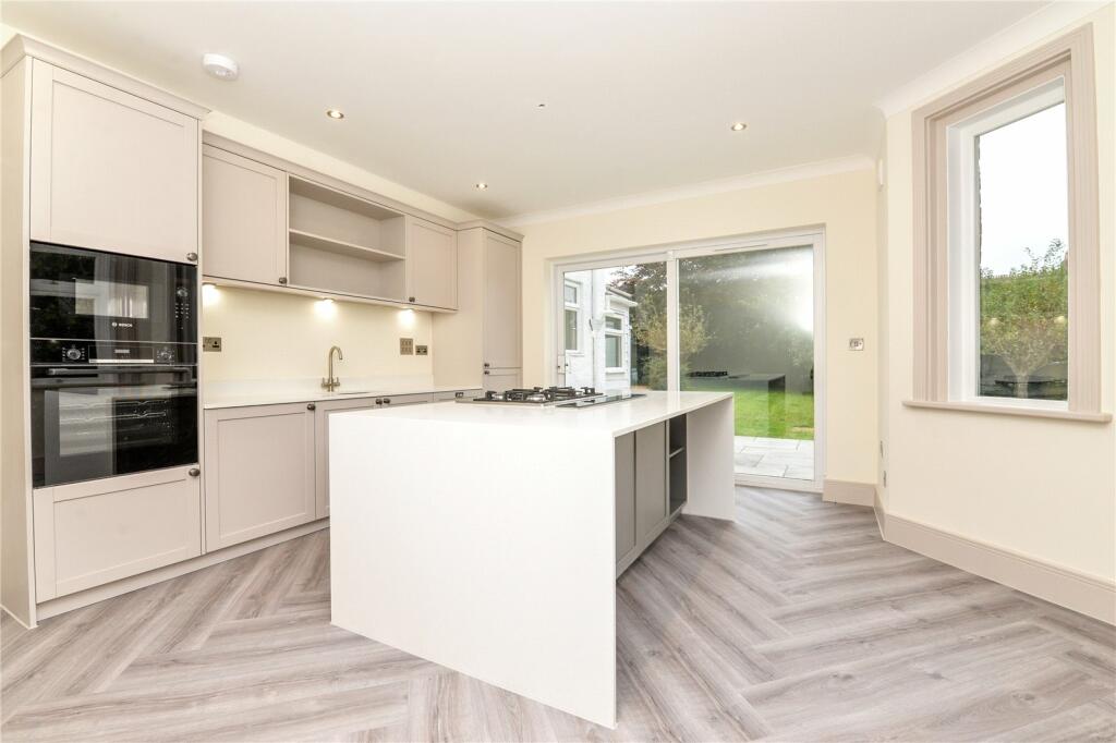 Additional property image - York Avenue, New Milton, Hampshire, BH25