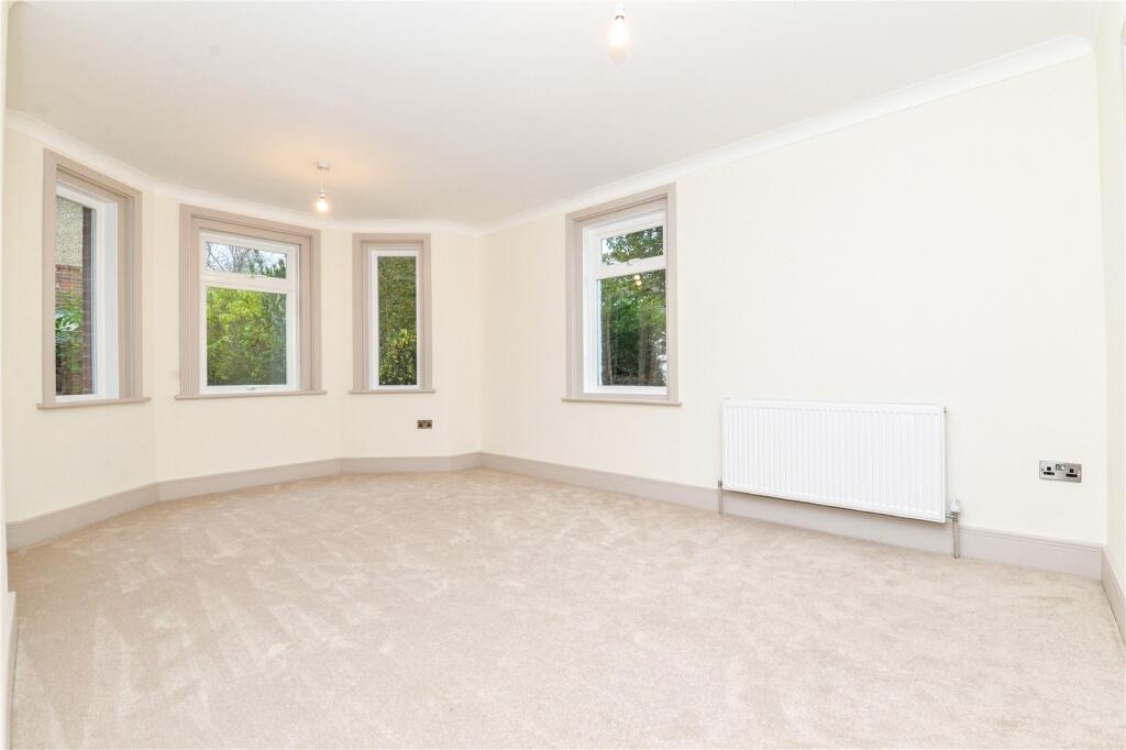 Additional property image - York Avenue, New Milton, Hampshire, BH25