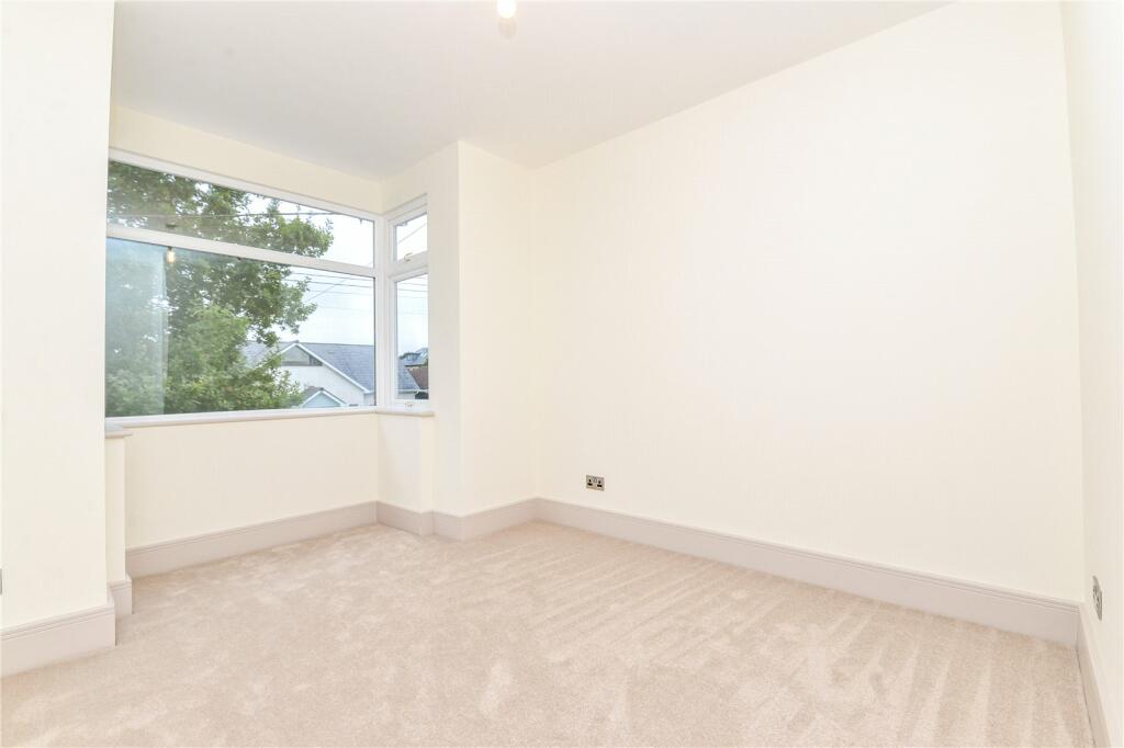 Additional property image - York Avenue, New Milton, Hampshire, BH25
