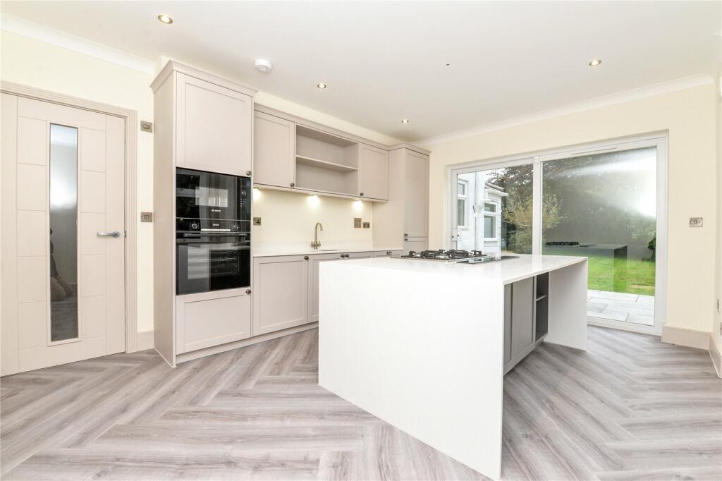 Additional property image - York Avenue, New Milton, Hampshire, BH25