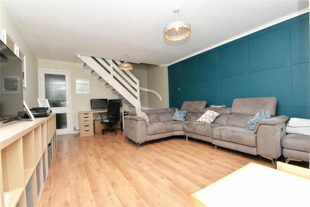 Additional property image - Carisbrooke Court, New Milton, Hampshire, BH25