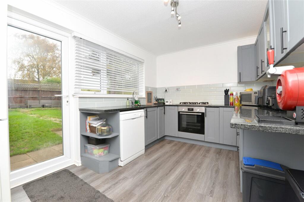 Additional property image - Carisbrooke Court, New Milton, Hampshire, BH25