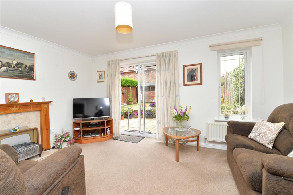 Additional property image - Ubsdell Close, New Milton, Hampshire, BH25