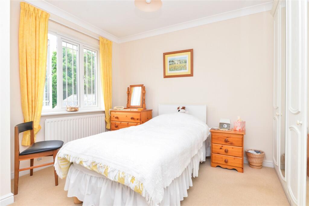 Additional property image - Ubsdell Close, New Milton, Hampshire, BH25