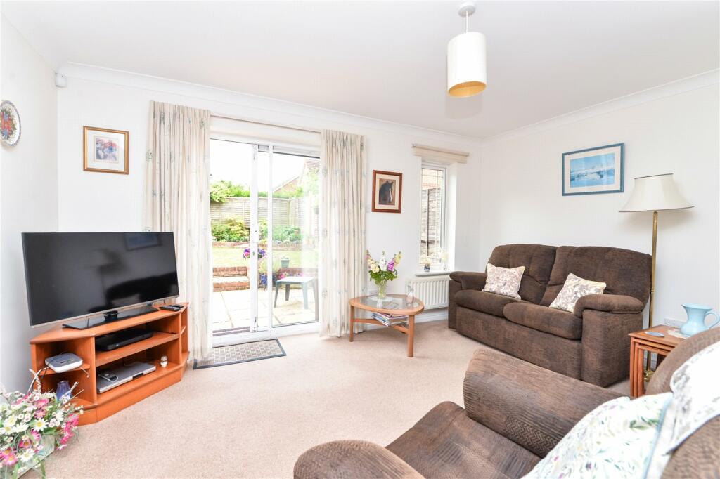 Additional property image - Ubsdell Close, New Milton, Hampshire, BH25