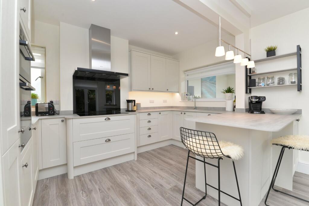 Additional property image - Southern Lane, Barton On Sea, Hampshire, BH25