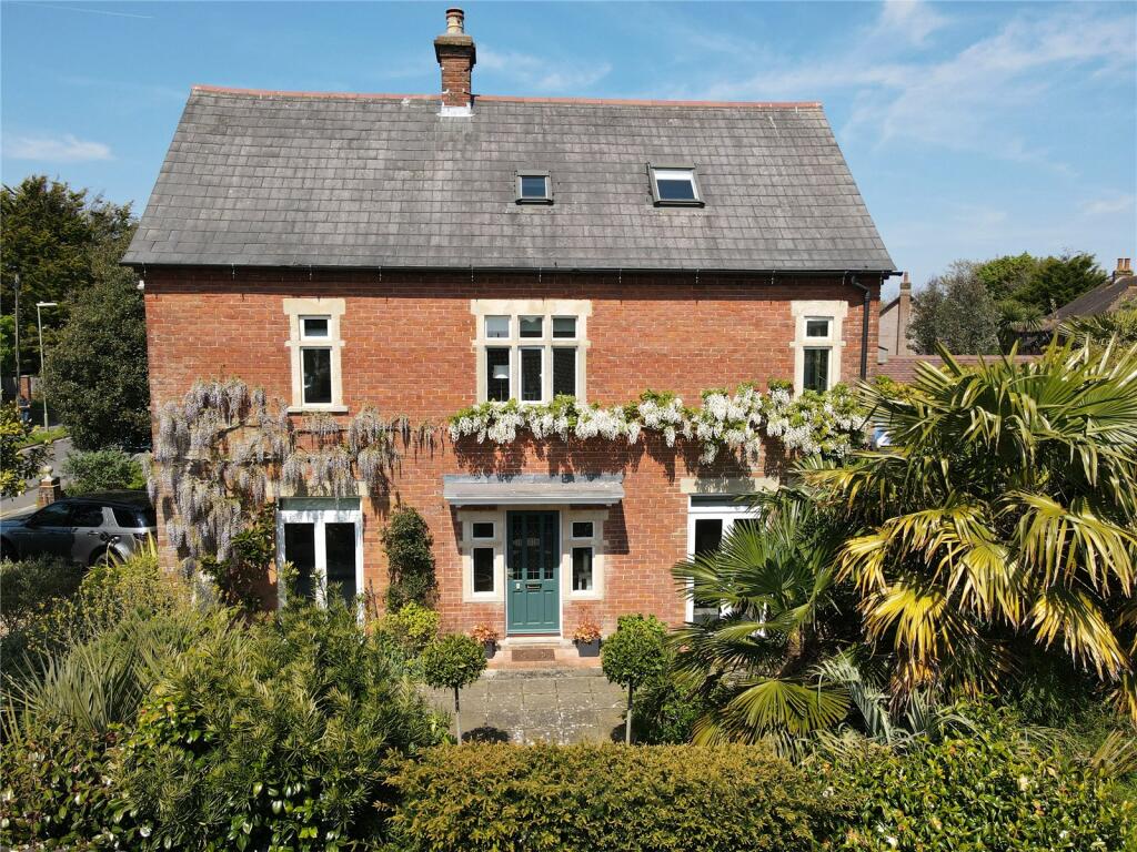 Additional property image - Southern Lane, Barton On Sea, Hampshire, BH25