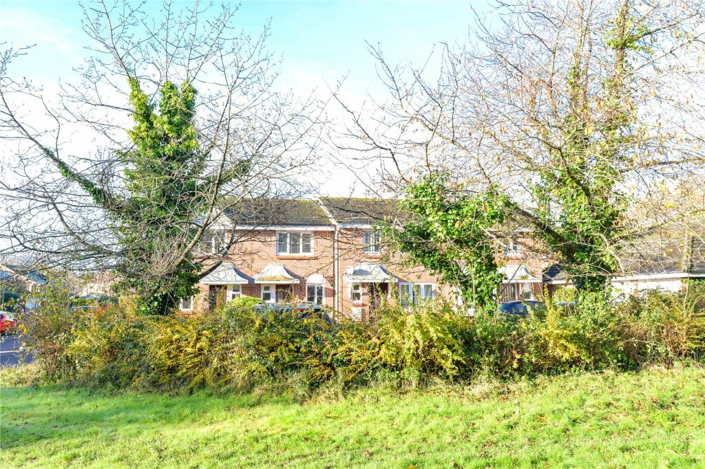 Additional property image - Fawn Gardens, New Milton, Hampshire, BH25