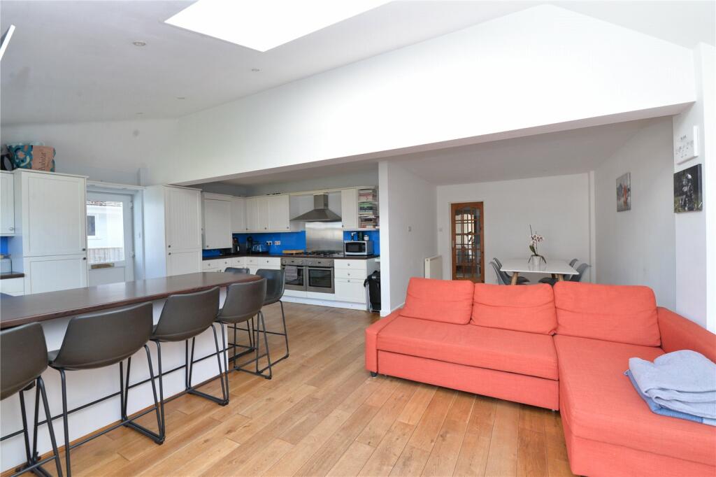 Additional property image - Barton Lane, Barton on Sea, New Milton, Hampshire, BH25