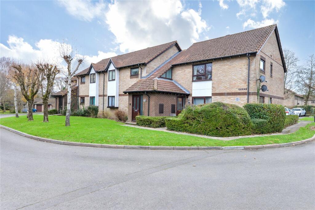 Additional property image - Eastlands, New Milton, Hampshire, BH25