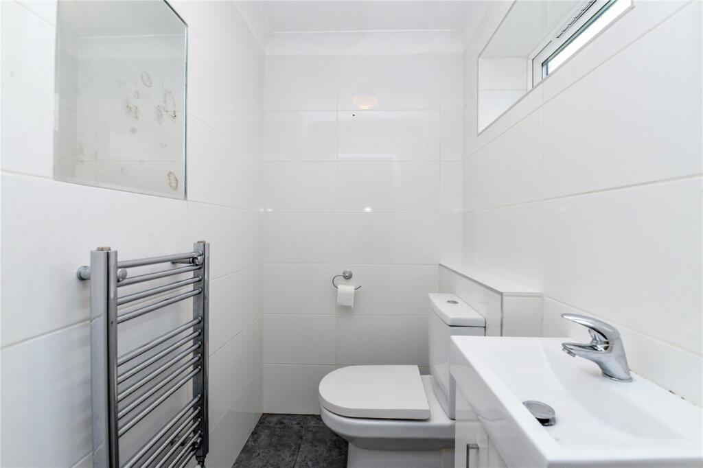 Additional property image - Pegasus Court, Spencer Road, New Milton, Hampshire, BH25