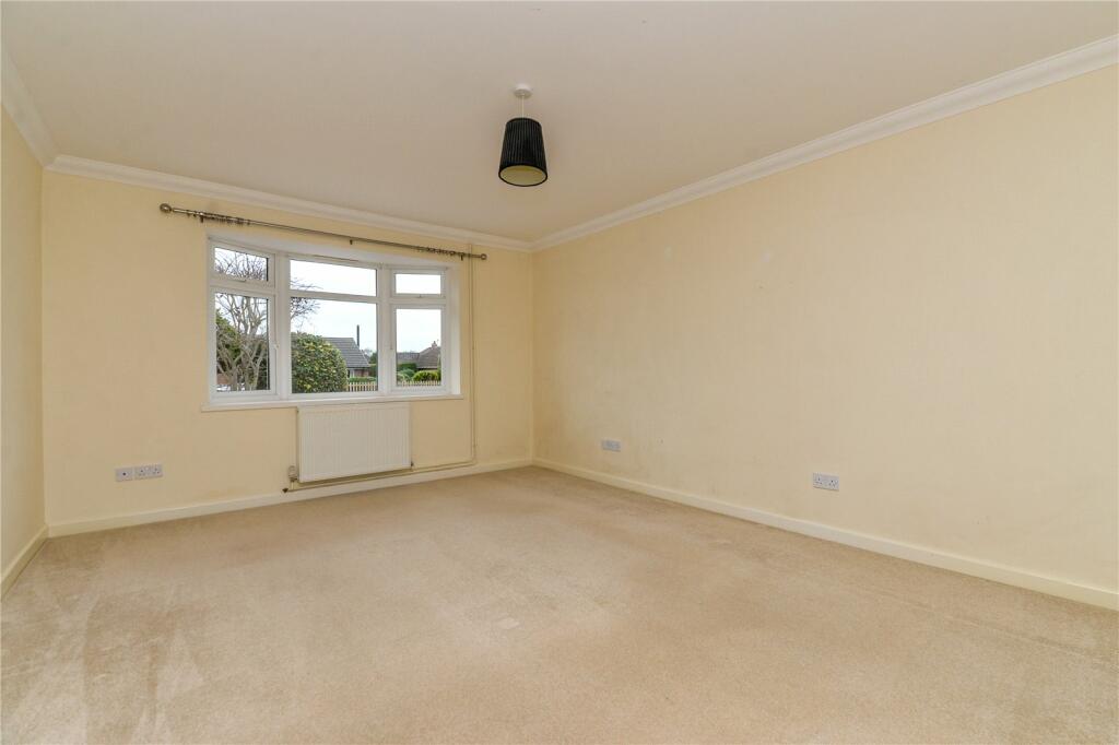 Additional property image - Barton Croft, Barton on Sea, New Milton, Hampshire, BH25