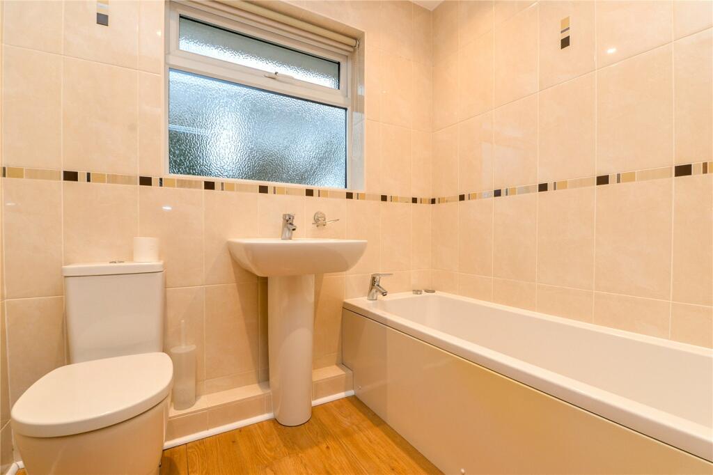 Additional property image - Barton Croft, Barton on Sea, New Milton, Hampshire, BH25