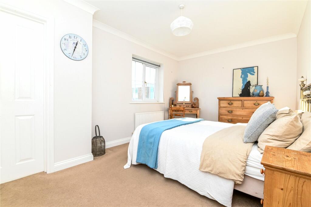 Additional property image - The Cottages, 2 Marine Drive, Barton on Sea, Hampshire, BH25