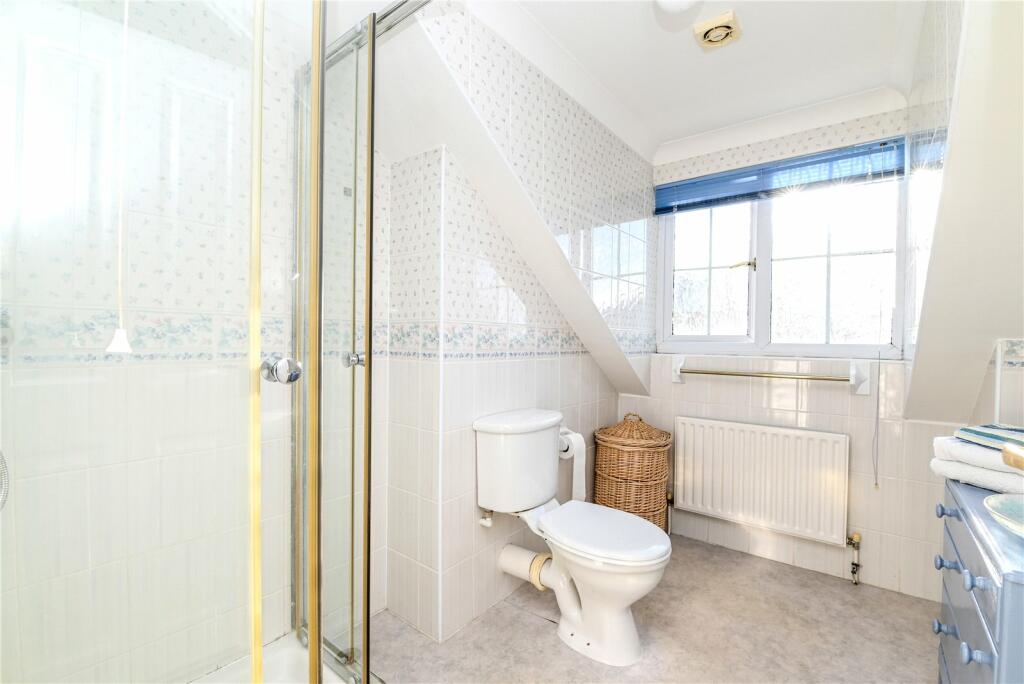 Additional property image - The Cottages, 2 Marine Drive, Barton on Sea, Hampshire, BH25