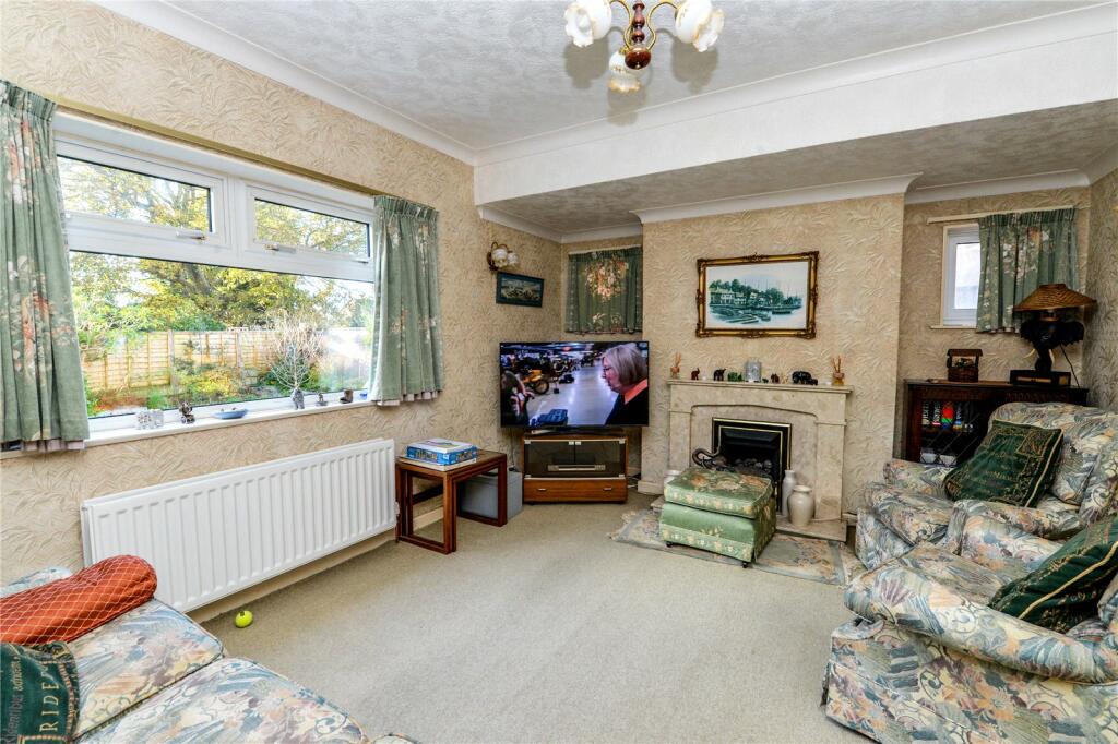 Additional property image - Marley Close, New Milton, Hampshire, BH25