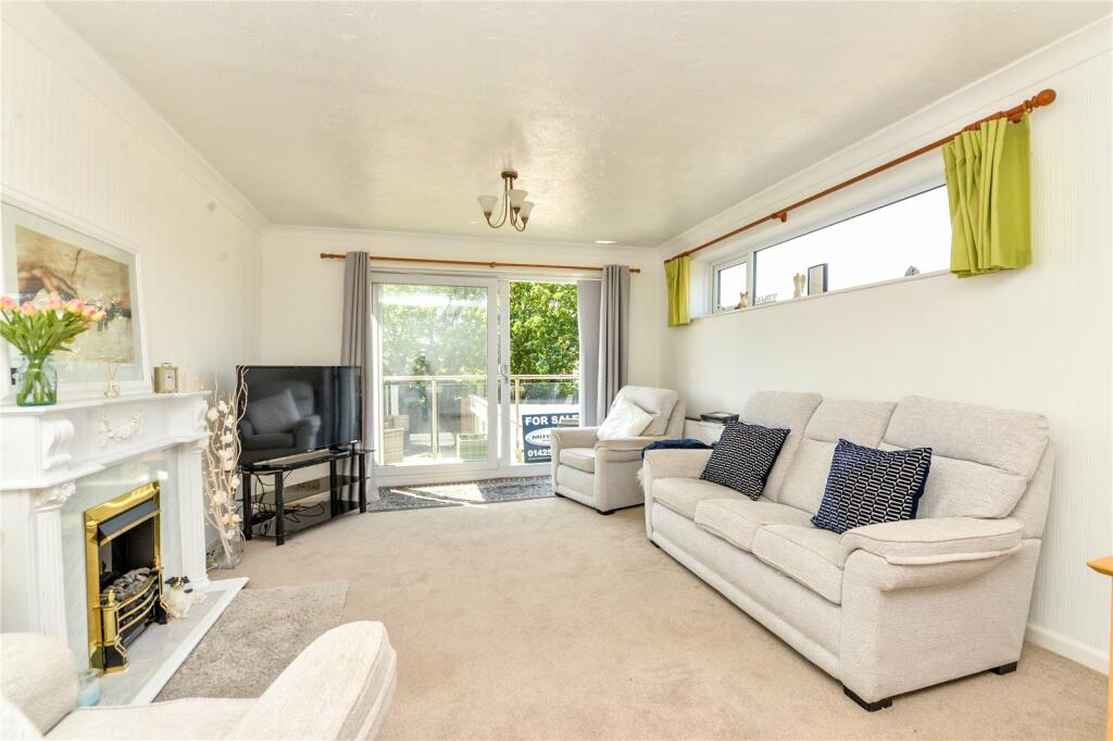 Additional property image - Westminster Court, Marine Drive, Barton on Sea, Hampshire, BH25