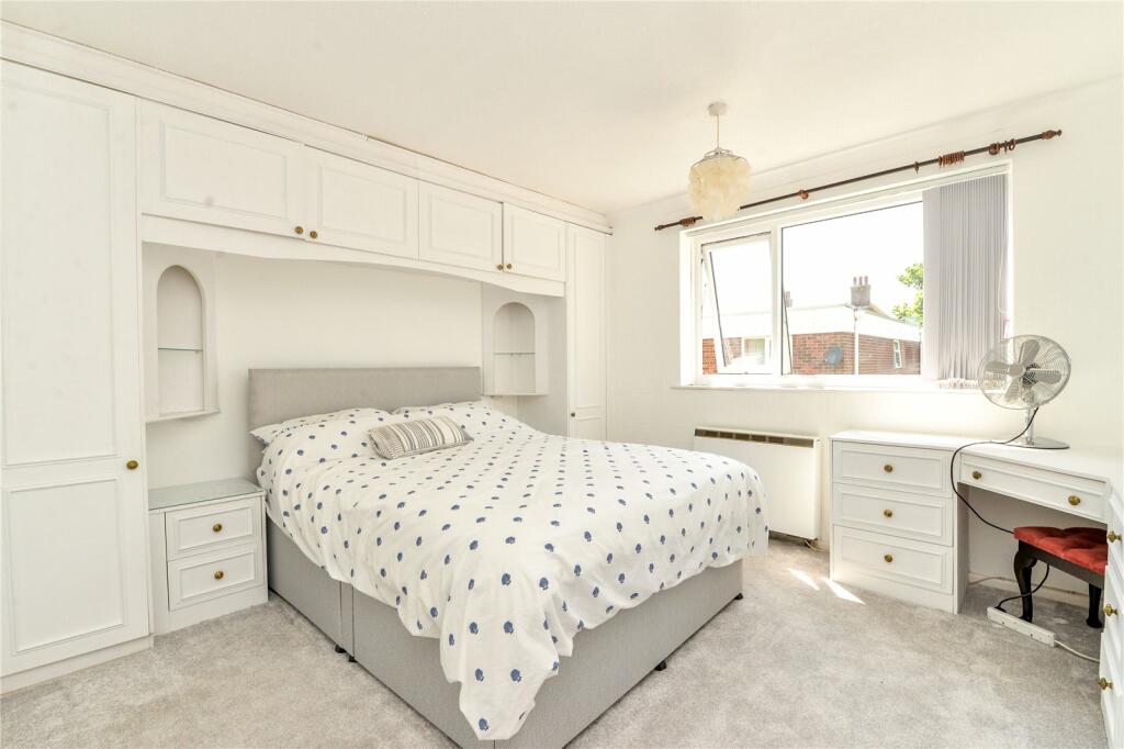 Additional property image - Westminster Court, Marine Drive, Barton on Sea, Hampshire, BH25