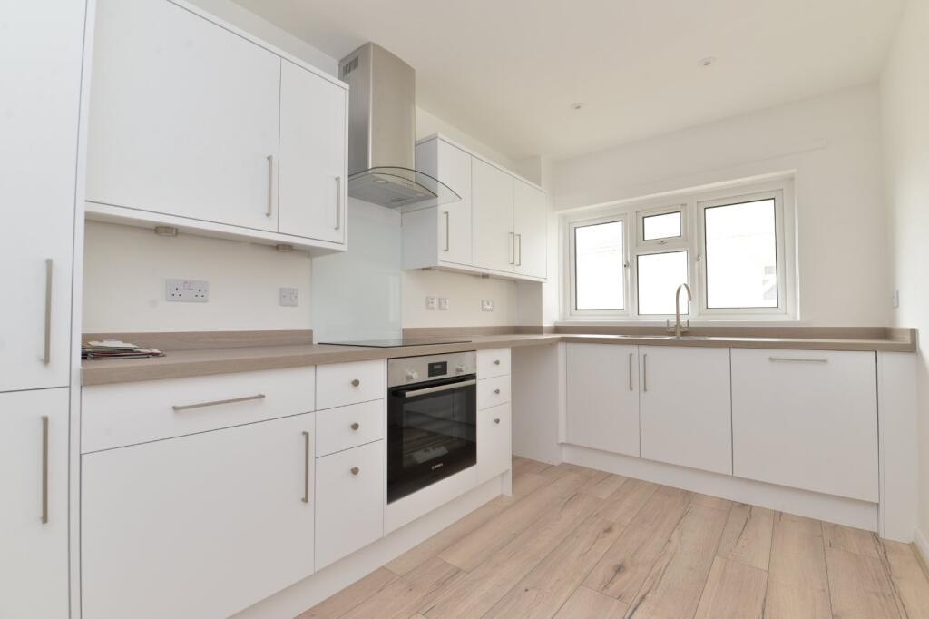 Additional property image - Aldbury Court, Grove Road, Barton On Sea, Hampshire, BH25