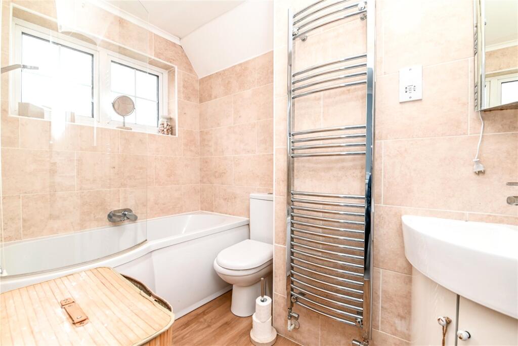 Additional property image - Deerleap Way, New Milton, Hampshire, BH25