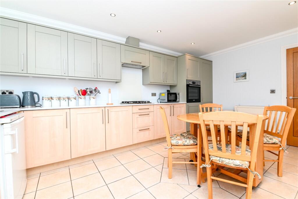 Additional property image - Chessel House, Fernhill Lane, New Milton, Hampshire, BH25