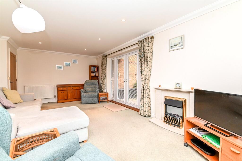 Additional property image - Chessel House, Fernhill Lane, New Milton, Hampshire, BH25