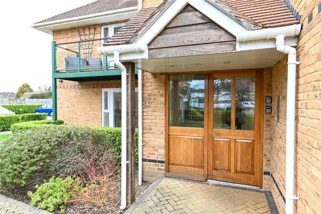 Additional property image - Chessel House, Fernhill Lane, New Milton, Hampshire, BH25