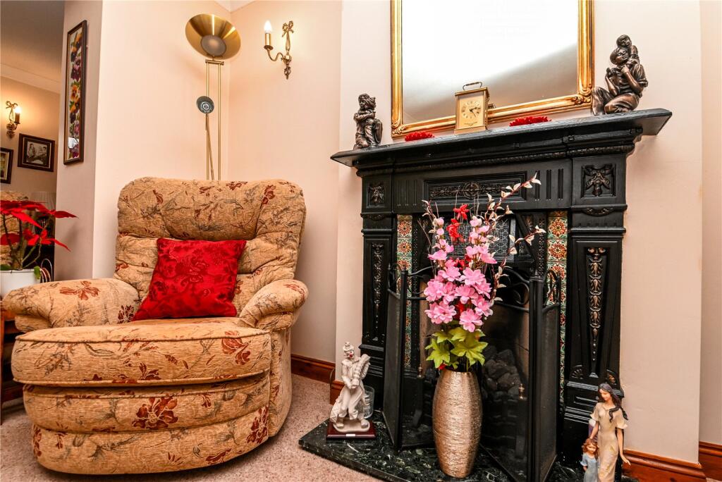 Additional property image - Ashley Lane, New Milton, Hampshire, BH25