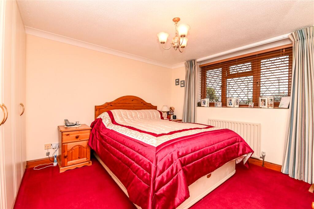 Additional property image - Ashley Lane, New Milton, Hampshire, BH25