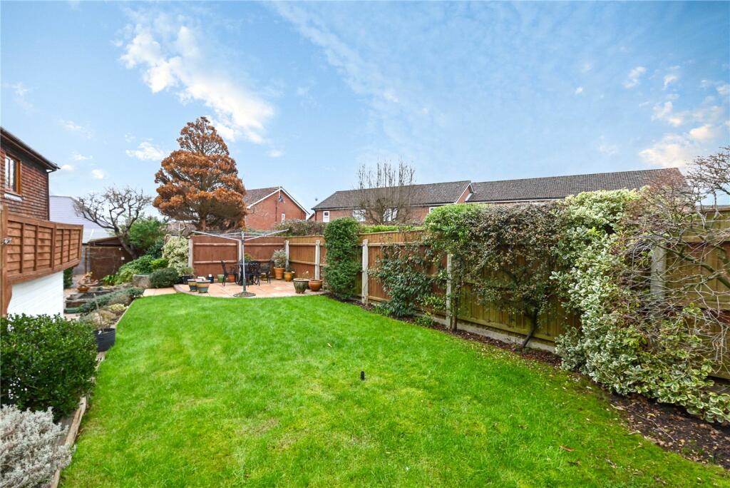 Additional property image - Ashley Lane, New Milton, Hampshire, BH25