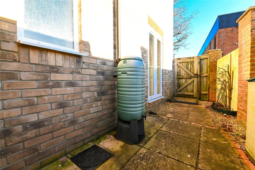 Additional property image - Jasmine Court, Whitefield Road, New Milton, Hampshire, BH25