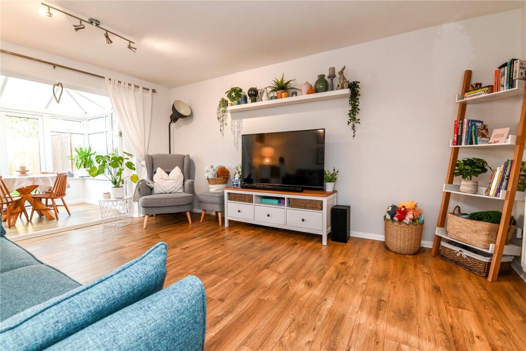 Additional property image - Doe Copse Way, New Milton, Hampshire, BH25