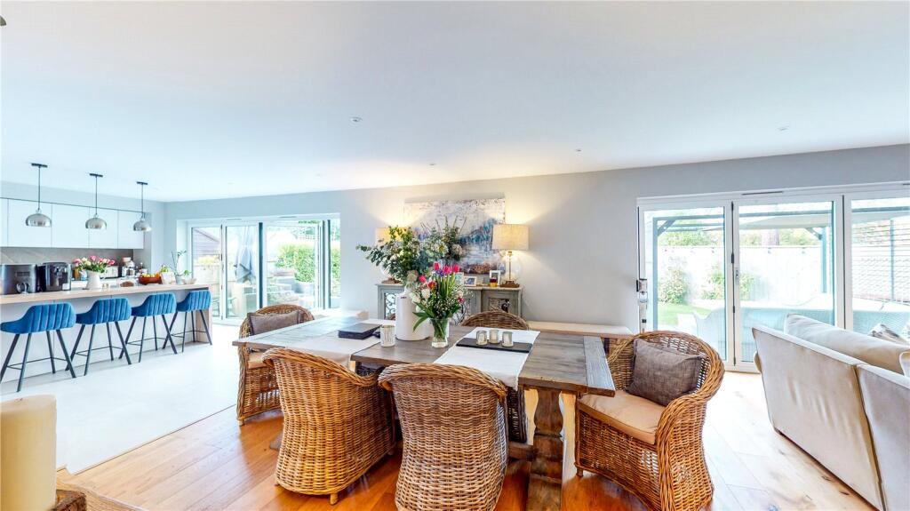 Additional property image - Barrs Wood Road, New Milton, Hampshire, BH25
