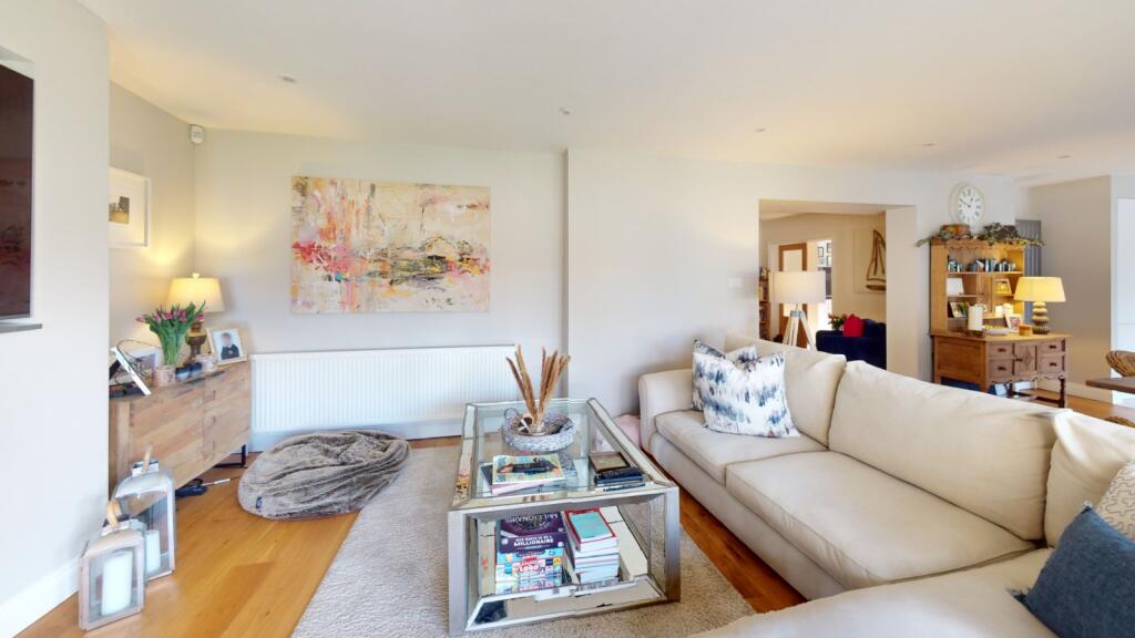 Additional property image - Barrs Wood Road, New Milton, Hampshire, BH25