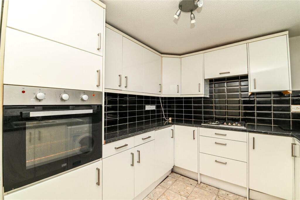 Additional property image - Wagtail Drive, New Milton, Hampshire, BH25