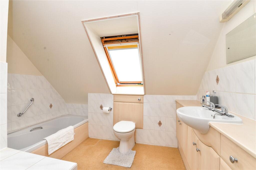 Additional property image - Dudley Place, New Milton, Hampshire, BH25