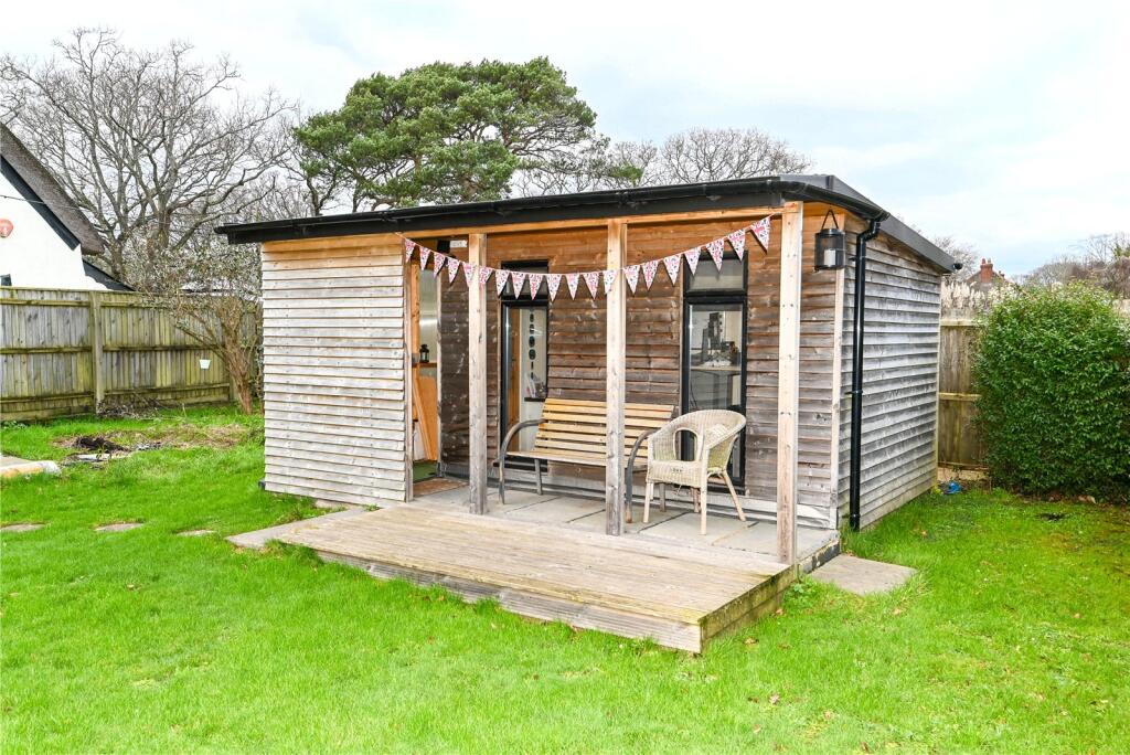 Additional property image - Bashley Cross Road, Bashley, New Milton, Hampshire, BH25