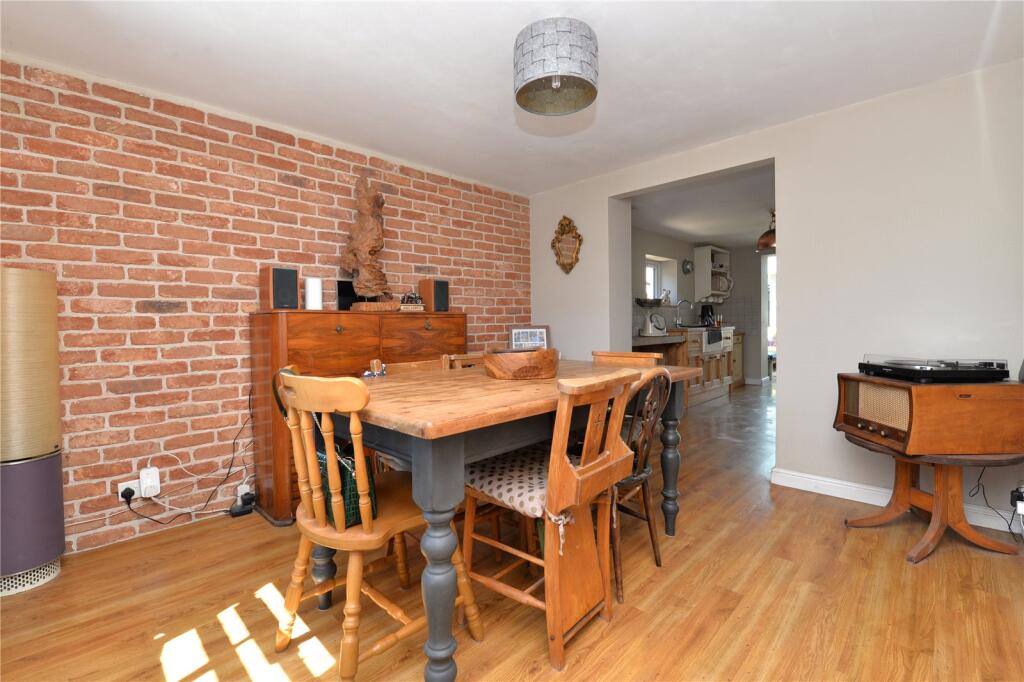 Additional property image - Ashley Road, New Milton, Hampshire, BH25
