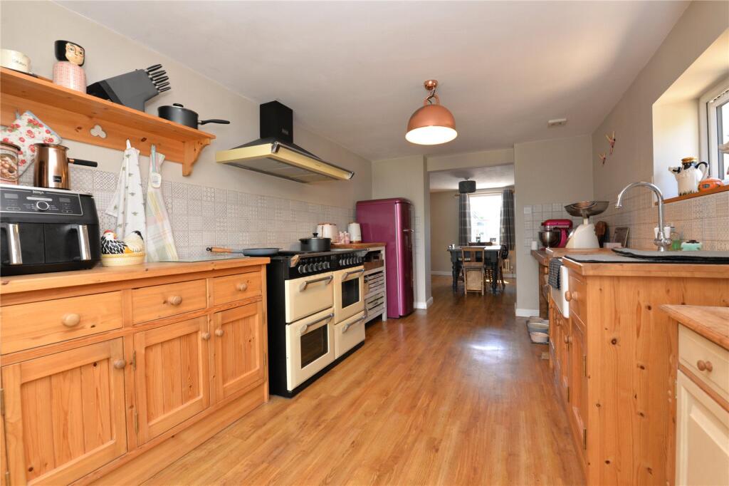 Additional property image - Ashley Road, New Milton, Hampshire, BH25