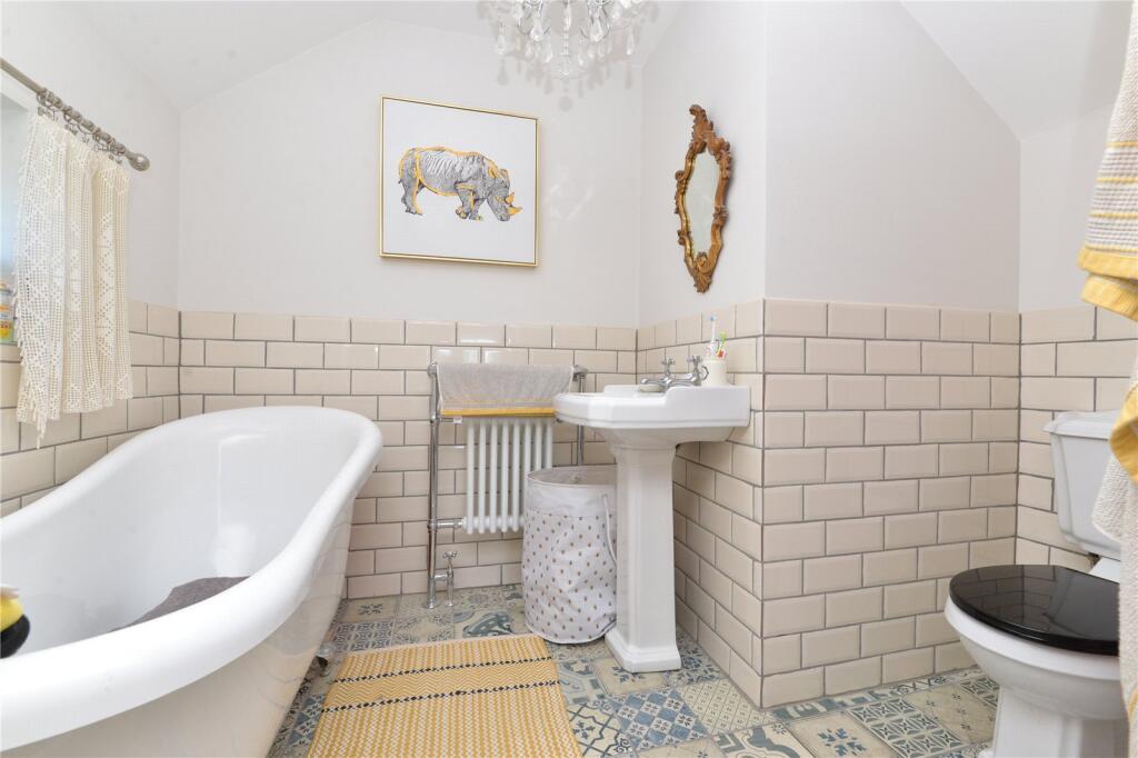 Additional property image - Ashley Road, New Milton, Hampshire, BH25