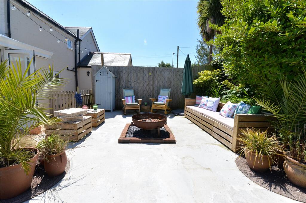 Additional property image - Ashley Road, New Milton, Hampshire, BH25